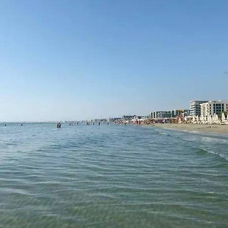 Del Mar Infinity - Mamaia Nord アパート ナボダリ